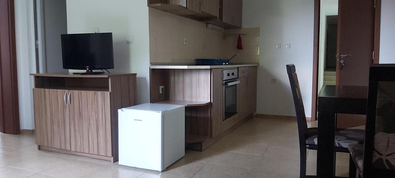Vidima Apartment Hotel 阿普里尔齐 外观 照片