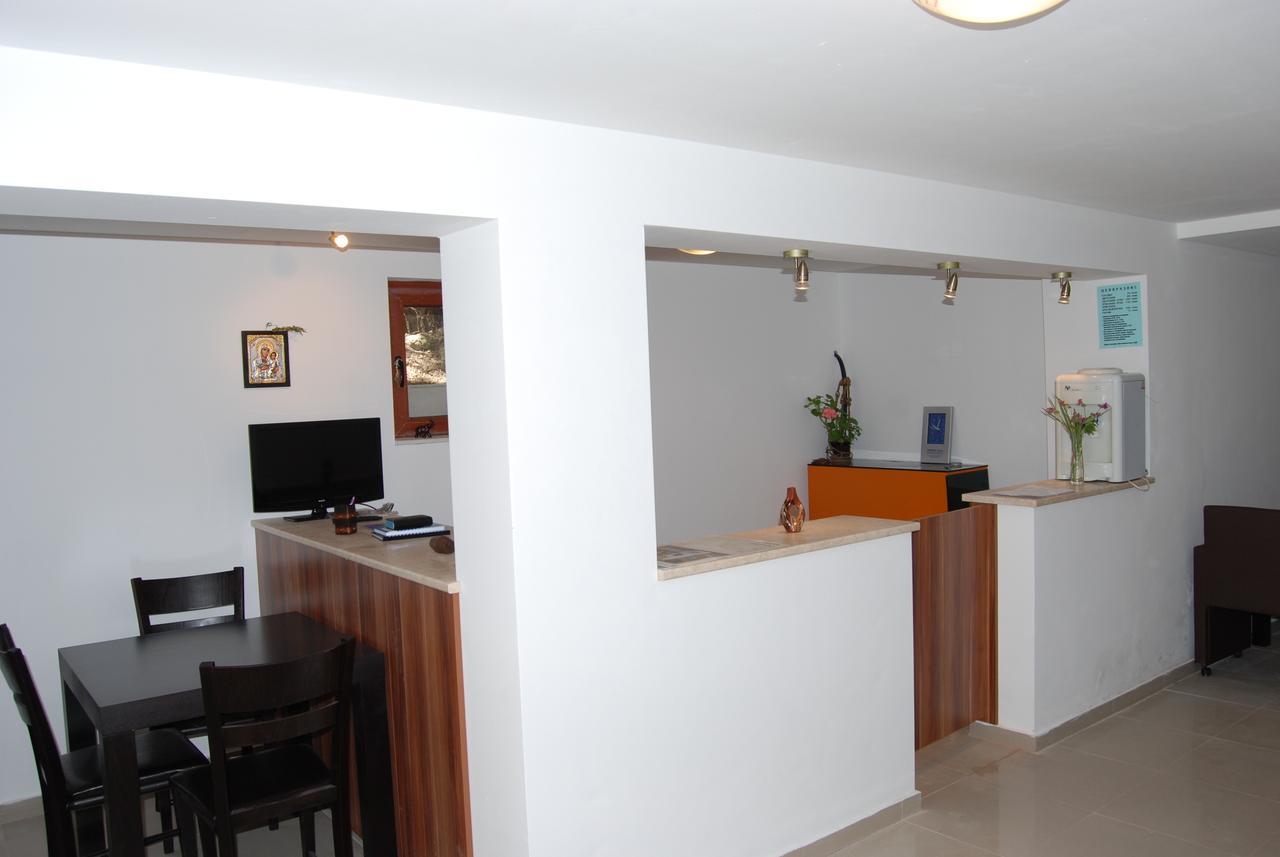 Vidima Apartment Hotel 阿普里尔齐 外观 照片
